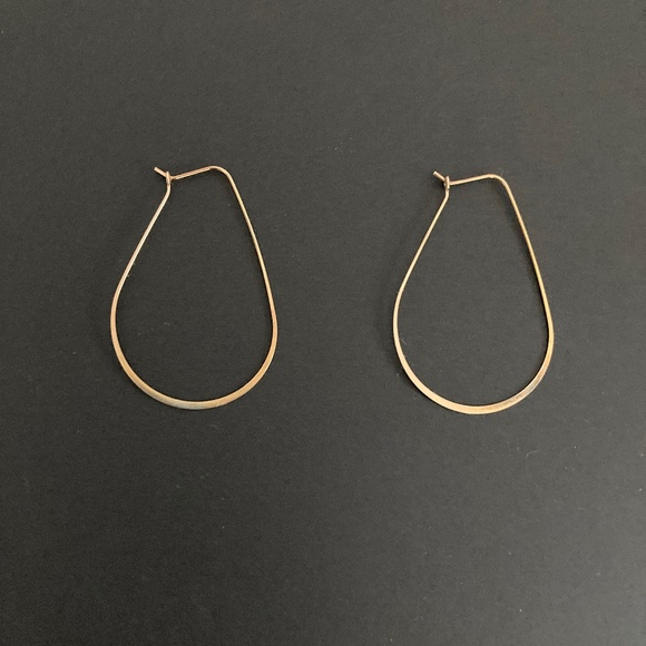 Amano Studio gold plated minimalist rose gold teardrop hoop - Picture 2 of 4